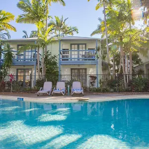 https://coral-beach-noosa-resort.hotelssunshinecoast.net